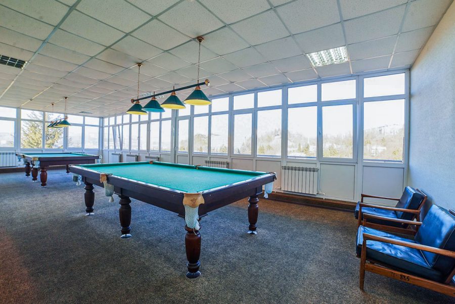 Бильярдный зал в санатории Узбекистан город Кисловодск - фотография