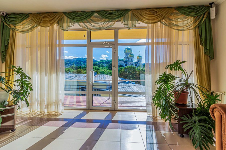 Выход на балкон в санатории Узбекистан город Кисловодск - фотография