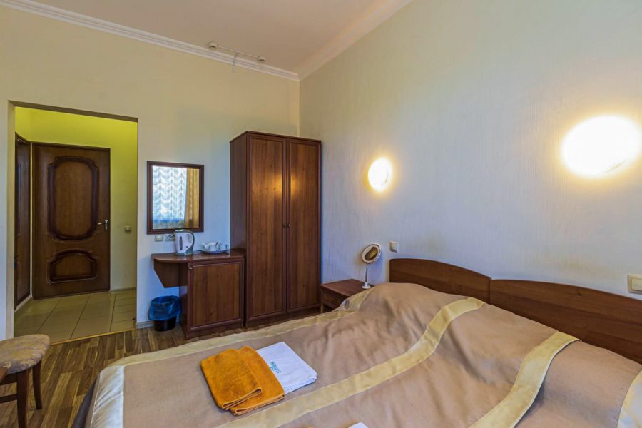 Номер двухместный улучшенный — 14м в санатории Узбекистан город Кисловодск - фотография