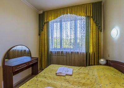 Номер Люкс корпус №3 — 44м в санатории Узбекистан город Кисловодск - фотография