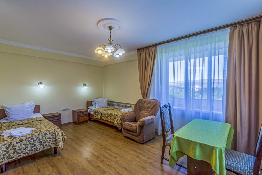 Номер Сюит джуниор корпус №2 — 28м в санатории Узбекистан город Кисловодск - фотография