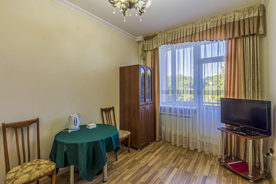 Номер Люкс корпус №3 — 44м в санатории Узбекистан город Кисловодск - фотография