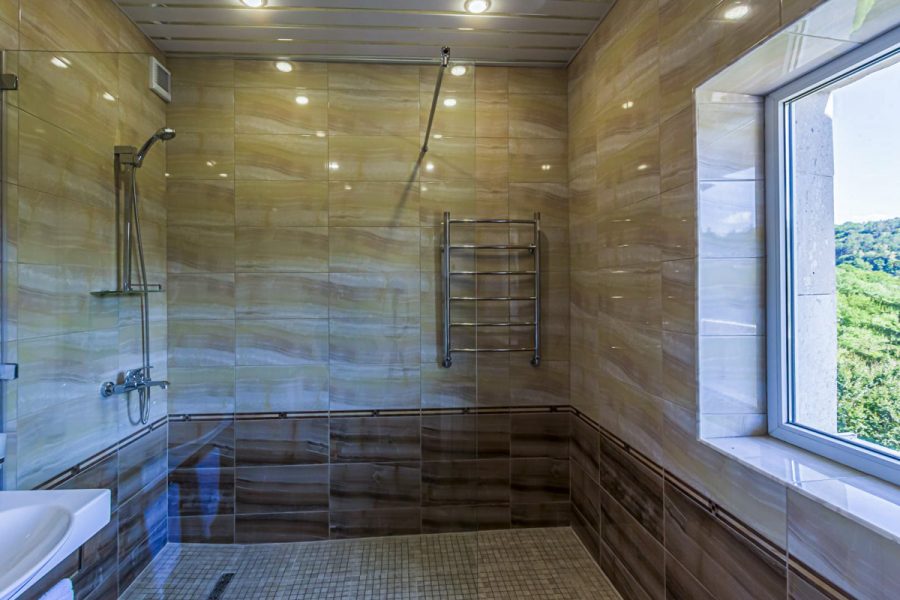 Ванная комната в номере Сюит джуниор — 44м в санатории Узбекистан город Кисловодск - фотография