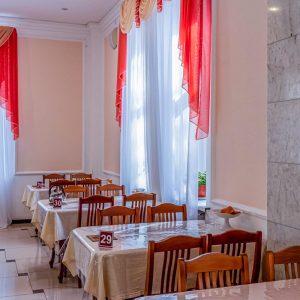 Зал питания в санатории Узбекистан город Кисловодск - фотография