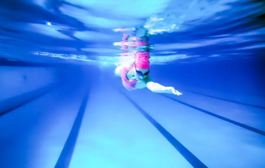 Лечебное плавание в санатории - фотография