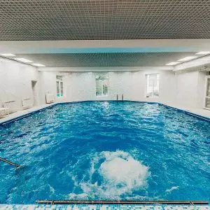 Бассейн в санатории Узбекистан город Кисловодск - фотография