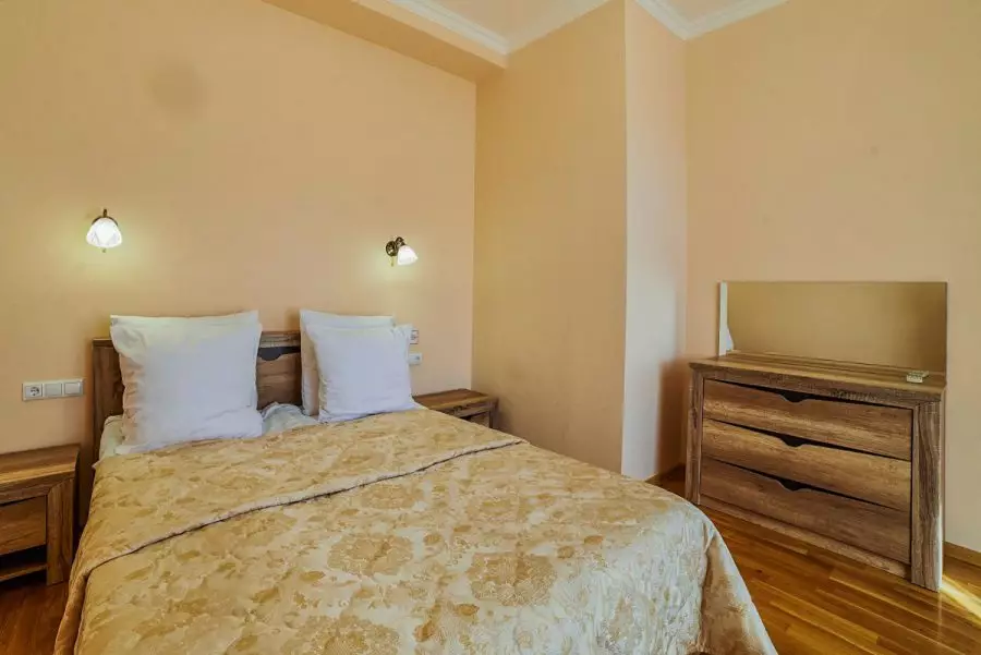 Номер Люкс корпус №2 — 44м в санатории Узбекистан город Кисловодск - фотография