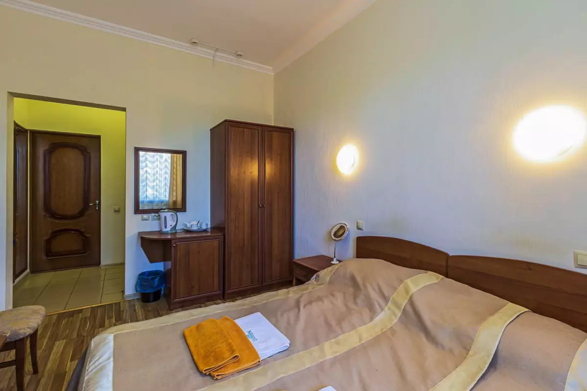 Номер двухместный улучшенный — 14м в санатории Узбекистан город Кисловодск - фотография