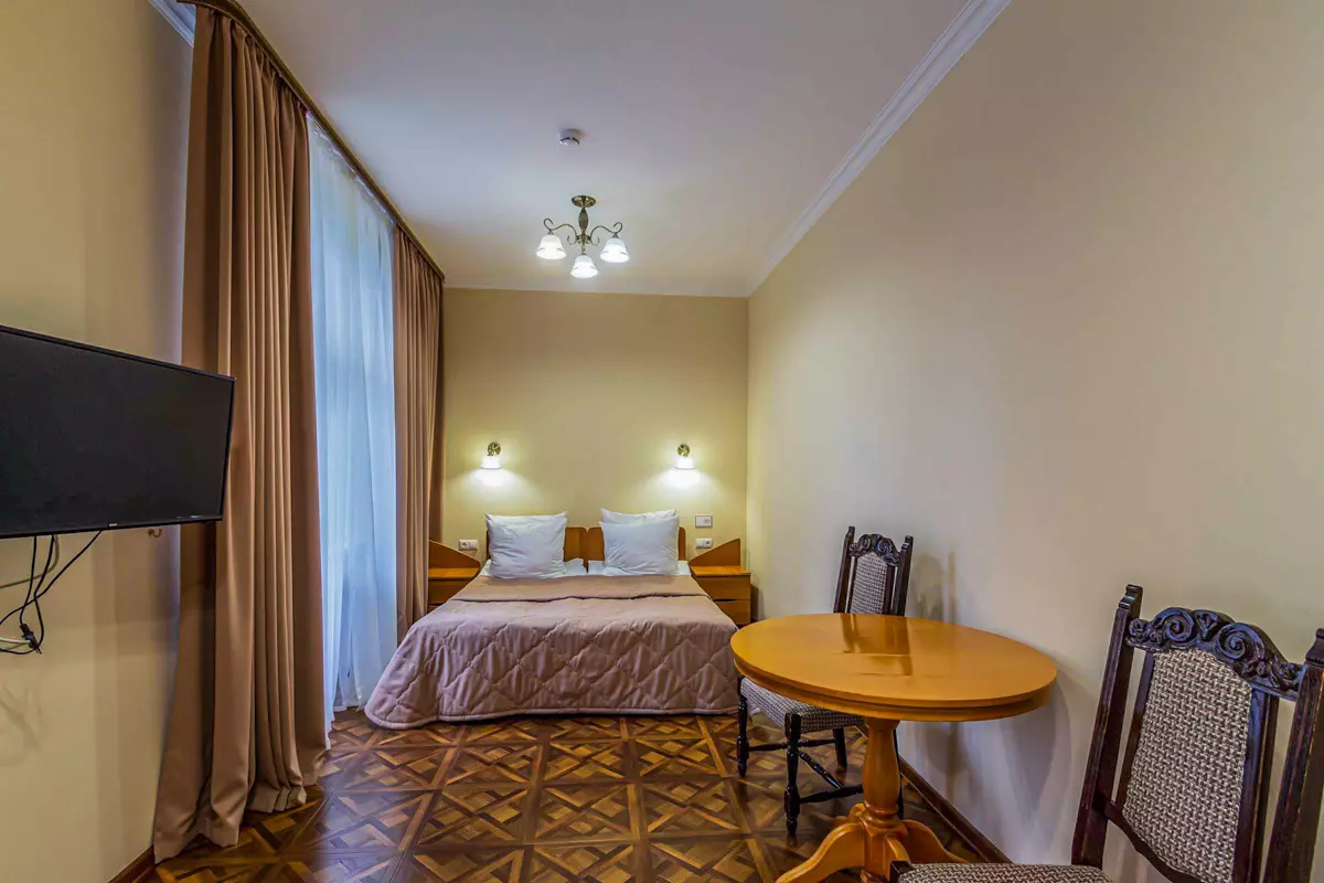 Номер Сюит джуниор корпус №2 — 44м в санатории Узбекистан город Кисловодск - фотография