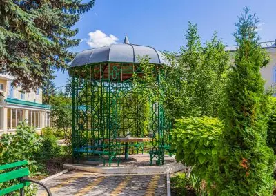 Беседка на территории санатория Узбекистан город Кисловодск - фотография