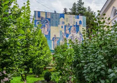 Парковая зона на территории санатория Узбекистан город Кисловодск - фотография